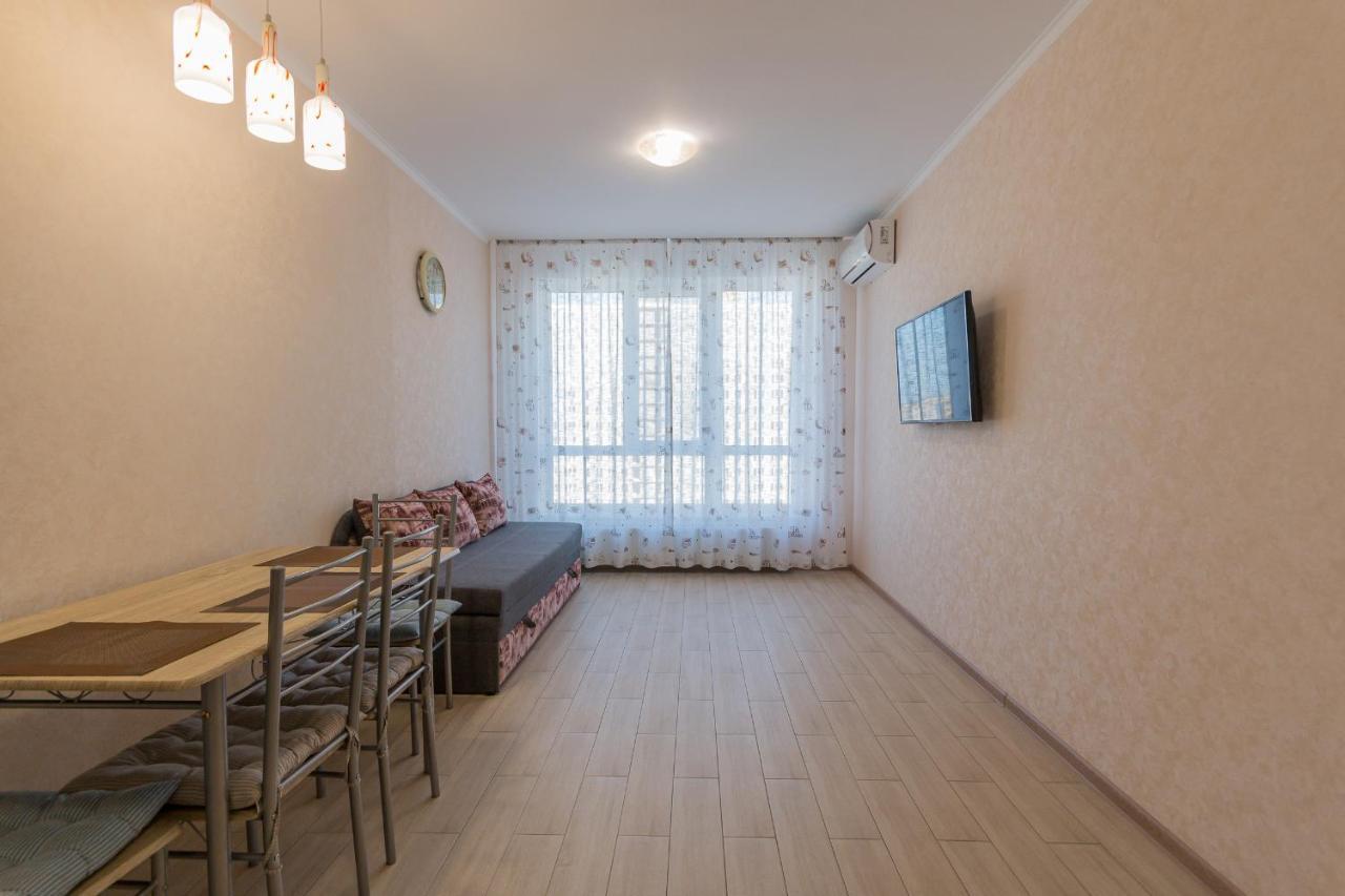 Уютная Квартира В Жк Острова Kryzhanivka Extérieur photo